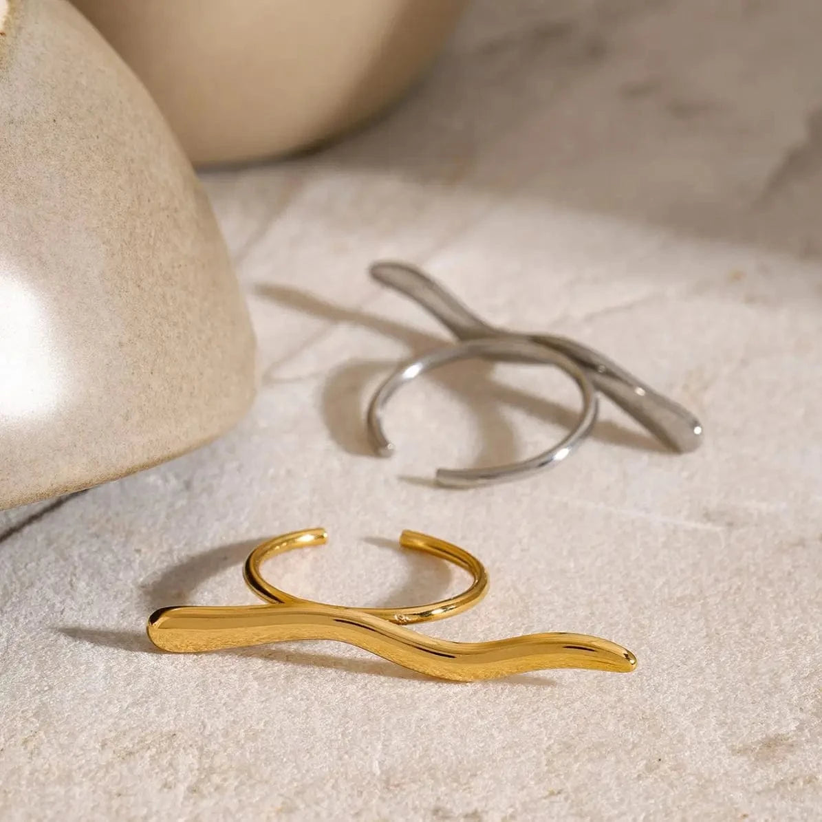 R2647 Simple 18K Gold Plated Rings Jewelry Women Stainless Steel Adjustable Corrugated Line Open Rings