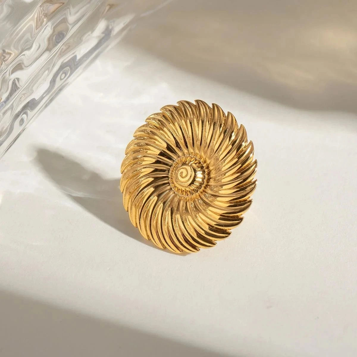 Resizable / minimalist / R2501 R2501 Designer Jewelry 18K Gold Stainless Steel Rings Women Round Thread Big Flower Open Rings