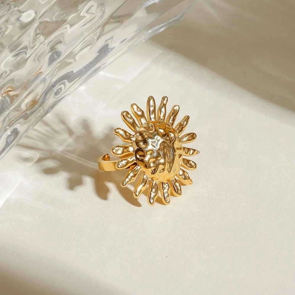 Resizable / Simple / R2595 R2595 Daisy Flower Stainless Steel 18K PVD Gold Plated Ring Flower Sunflower Chunky Bulky Ring for Girl Gift