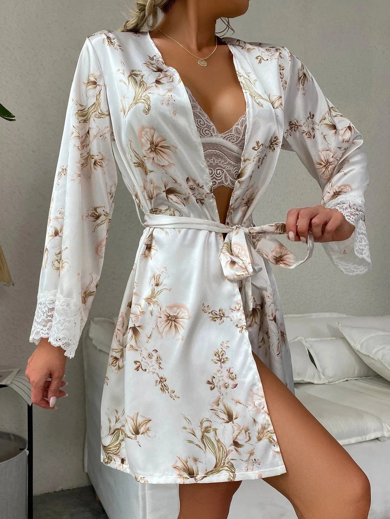 S / White RedPeony Charming Nightdress Wild Sleepshirt New Nighties Slim Body Nightwear Sexy Women Romantic Satin Sleepwear Nightgown