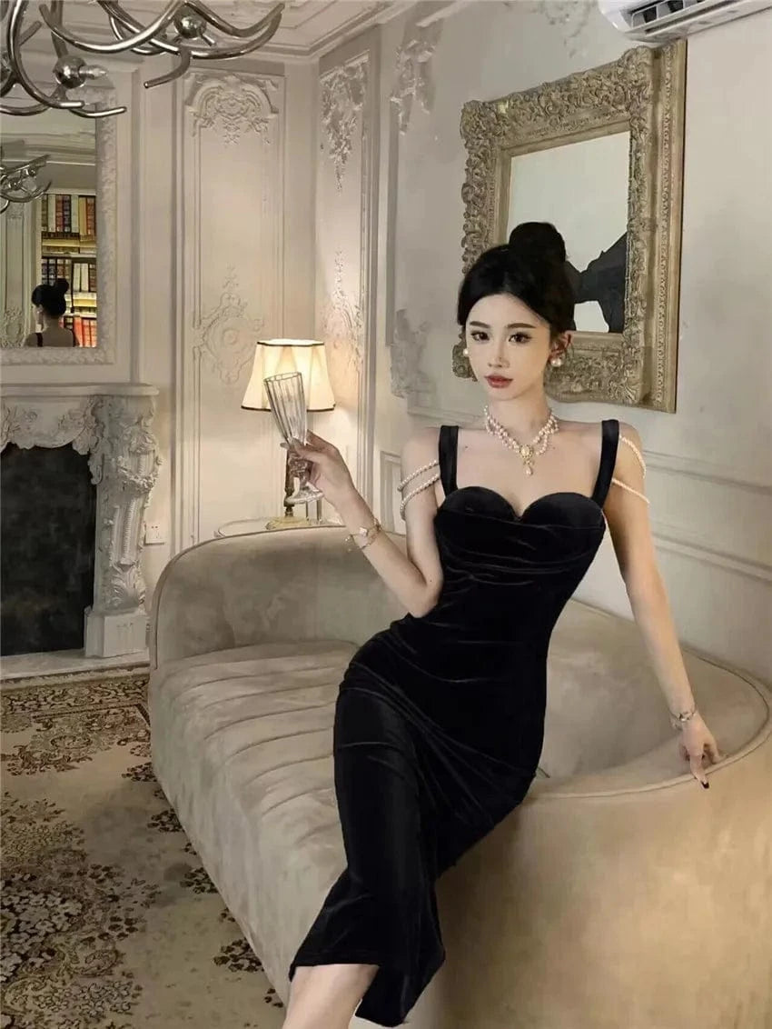 S0718T 2024 Royal-Style Elegant Gray Span Banquet Dress Classic Sexy Tube Top with Fish Tail and Chapel Train Lace Decoration