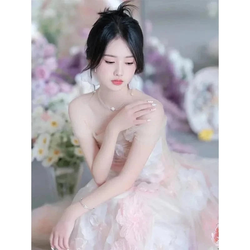 S8585F 2024 Classic Fairy-Style Shoulder Banquet Hot-Selling New Design with Lace Pattern and Chapel Train Host Evening Dres