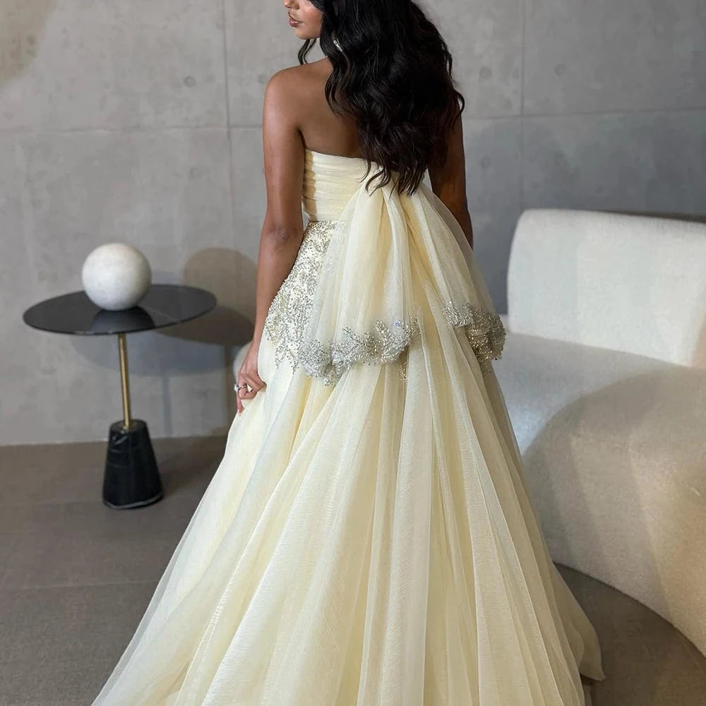 Saudi Arabic Halter Beige Dubai Evening Dress For Women Wedding Luxury Crystal Dubai Long Prom Party Dresses Sz444