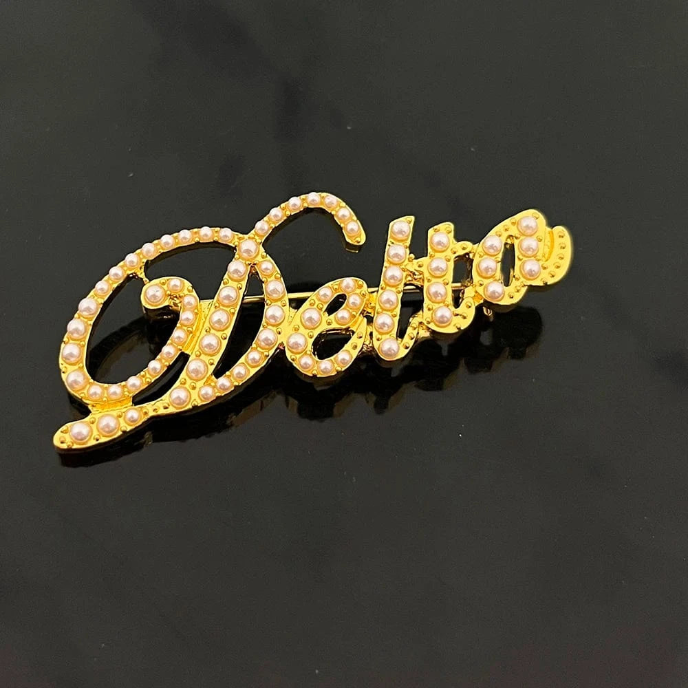 Script OO-OOP Diva Delta Letter Greek Sorority Lapel Pin For Women White Pearl Pins Gift for Women Girls Brooch Jewelry