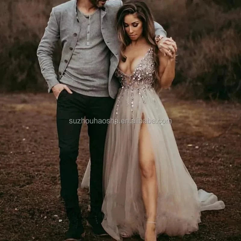 Sexy Glitter Side Slit Wedding Dresses Deep V-Neck Sleeveless Bling Sequins Boho Bridal Gowns A-Line Tulle Bride Dress