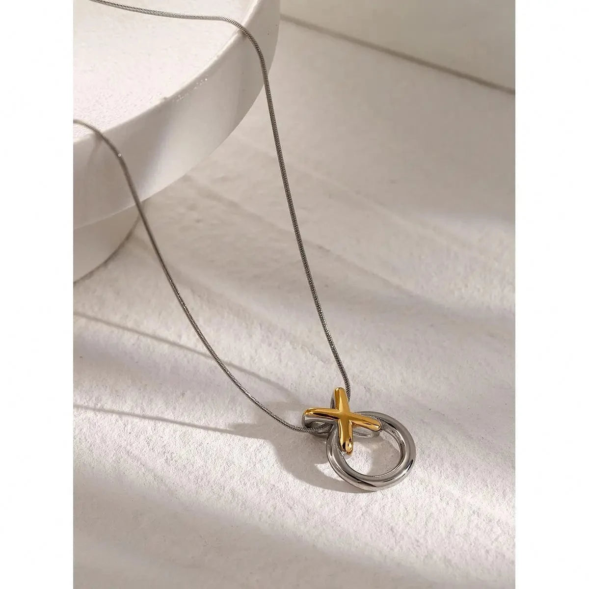 simple / 20inches / N2162 N2162 Jewelry Fashion Necklace Two Tone Plated Snake Chain Necklace Stainless Steel donuts Pendent Necklace
