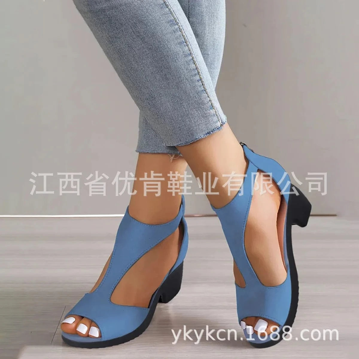 Simple and Fashionable women Shoes Large Size Thin High heeled sandals Wholesale high heels shoes for women
