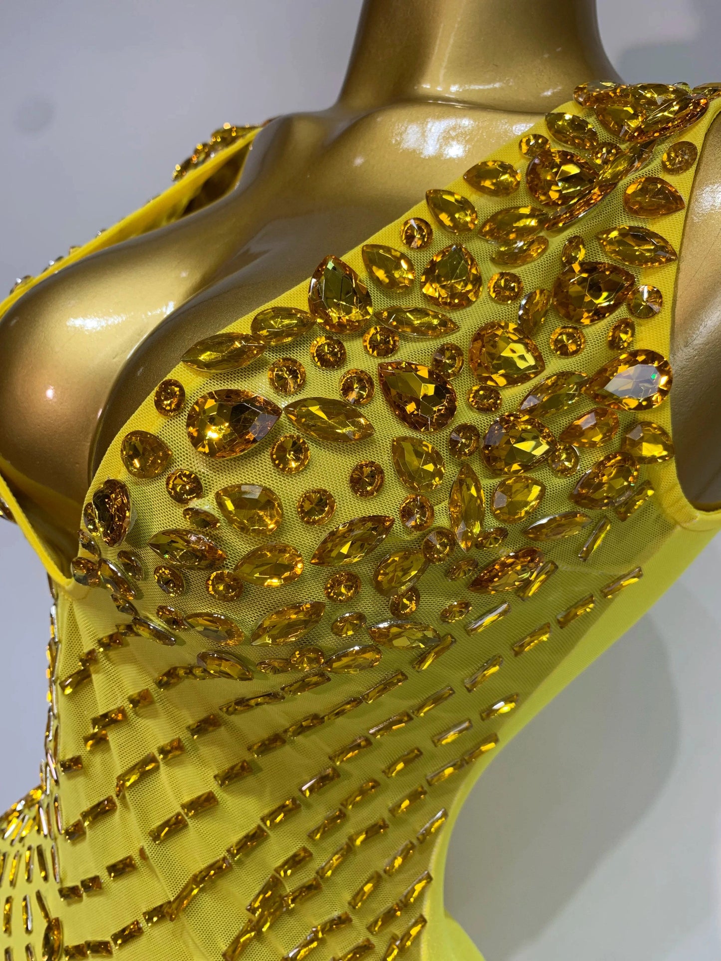 Sparkly Rhinestone Mesh See Through V Neck Dress Women Sexy Performance Stage Costume Evening Party Club Luxury Birthday Outfit