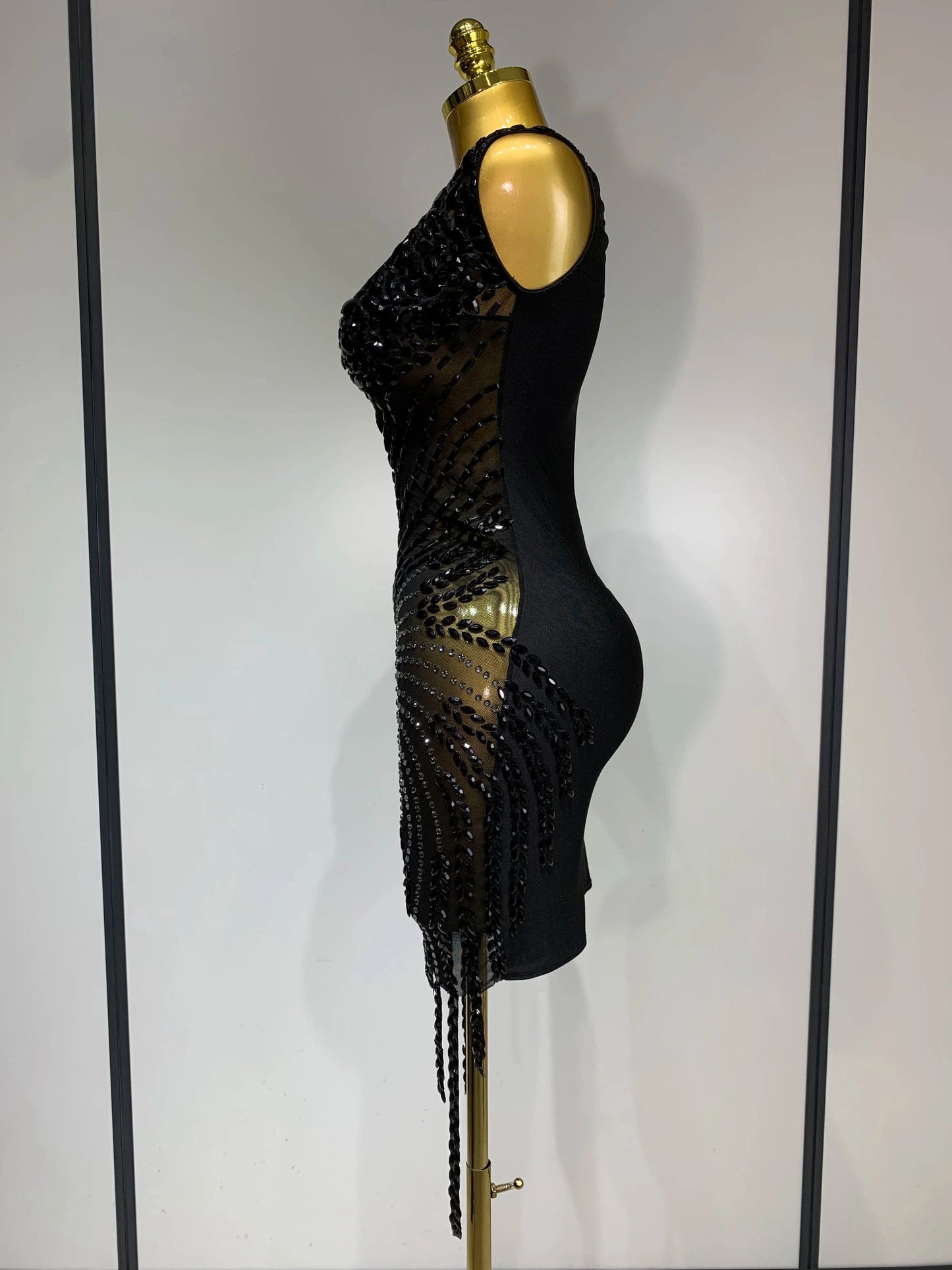 Sparkly Rhinestone Mesh See Through V Neck Dress Women Sexy Performance Stage Costume Evening Party Club Luxury Birthday Outfit