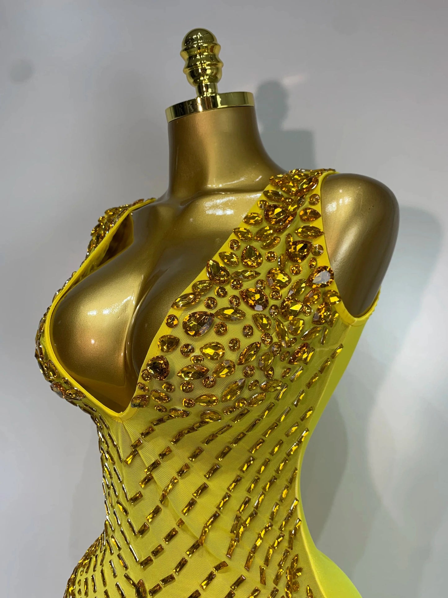 Sparkly Rhinestone Mesh See Through V Neck Dress Women Sexy Performance Stage Costume Evening Party Club Luxury Birthday Outfit