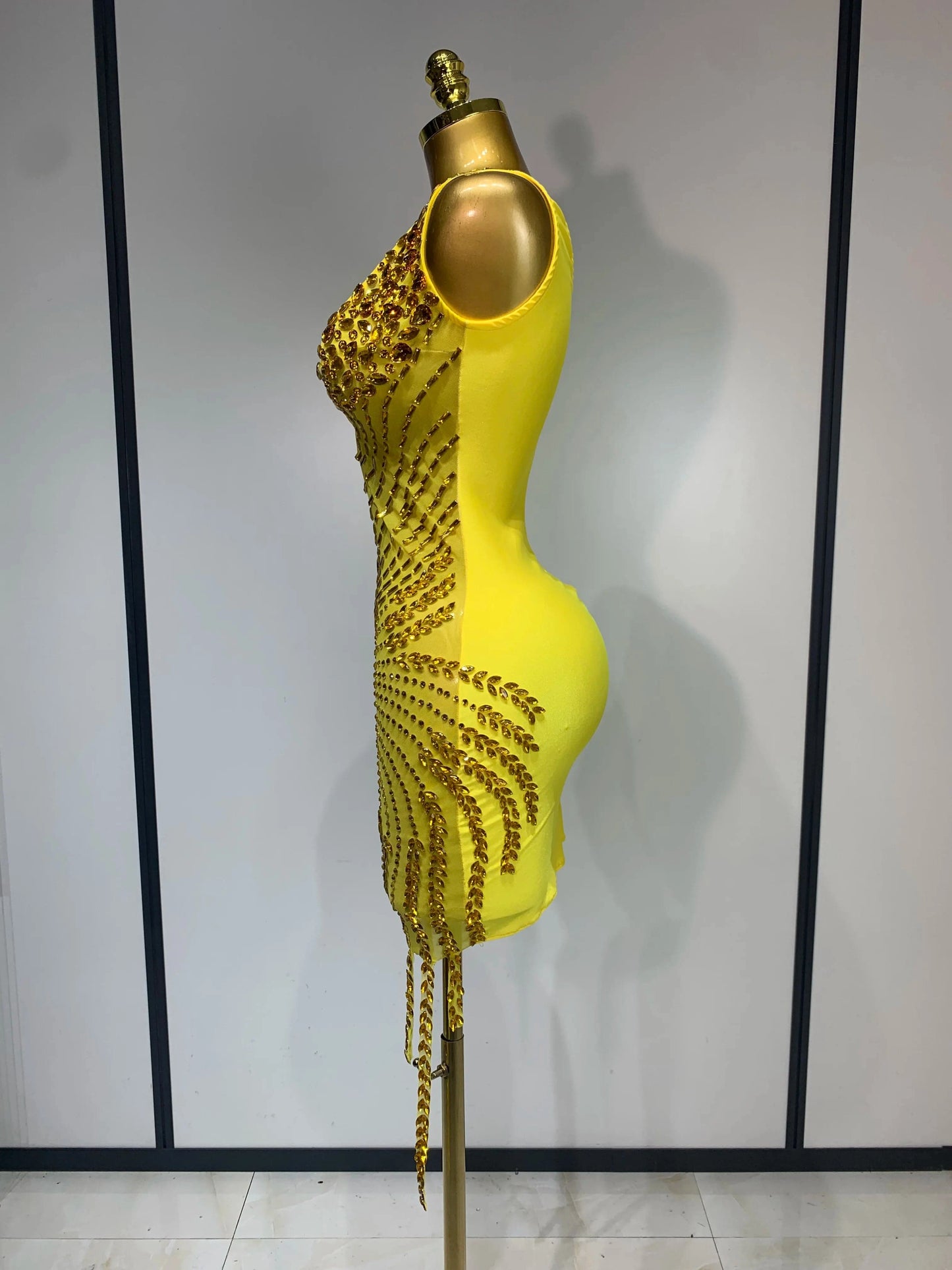 Sparkly Rhinestone Mesh See Through V Neck Dress Women Sexy Performance Stage Costume Evening Party Club Luxury Birthday Outfit