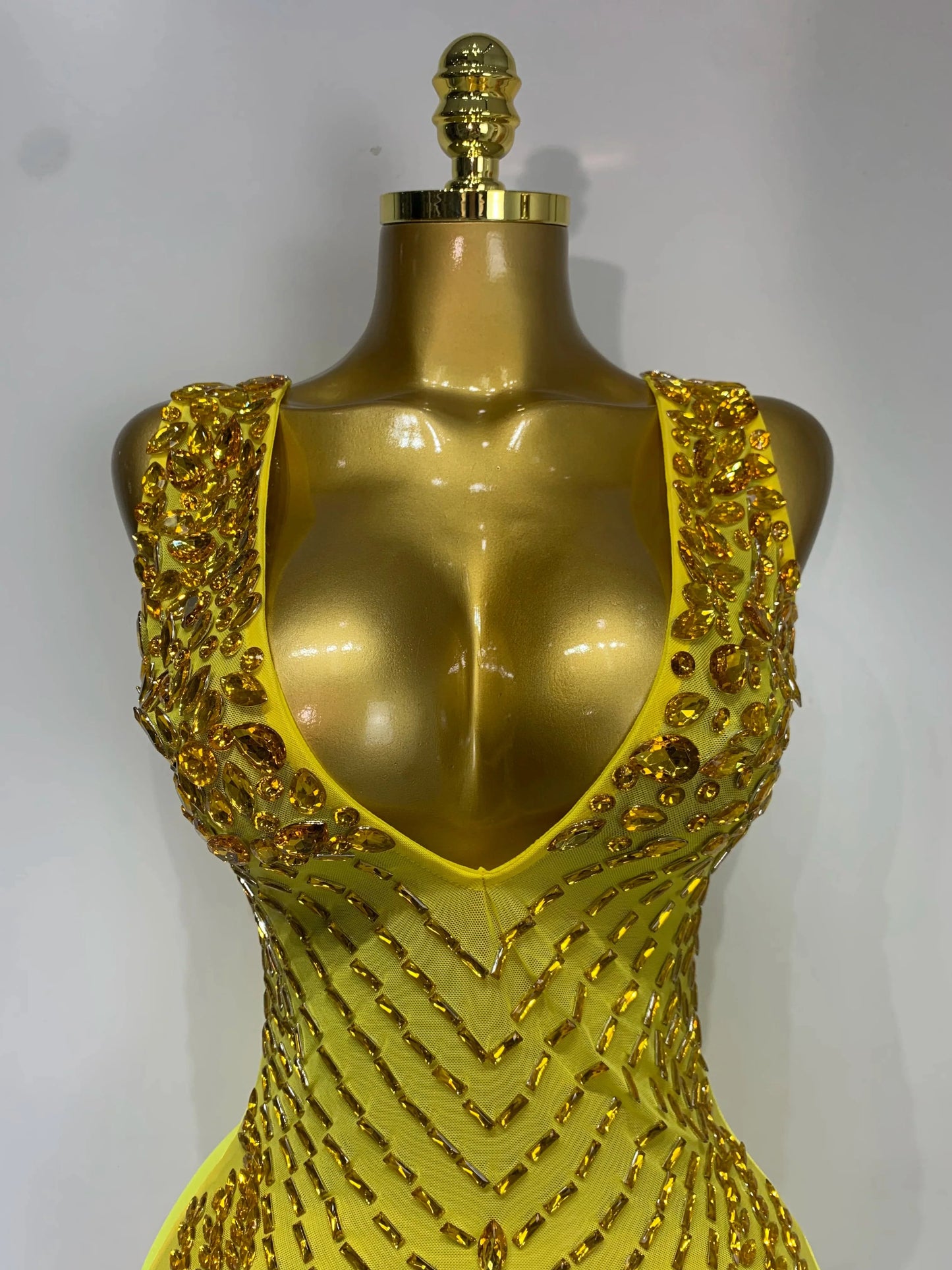 Sparkly Rhinestone Mesh See Through V Neck Dress Women Sexy Performance Stage Costume Evening Party Club Luxury Birthday Outfit