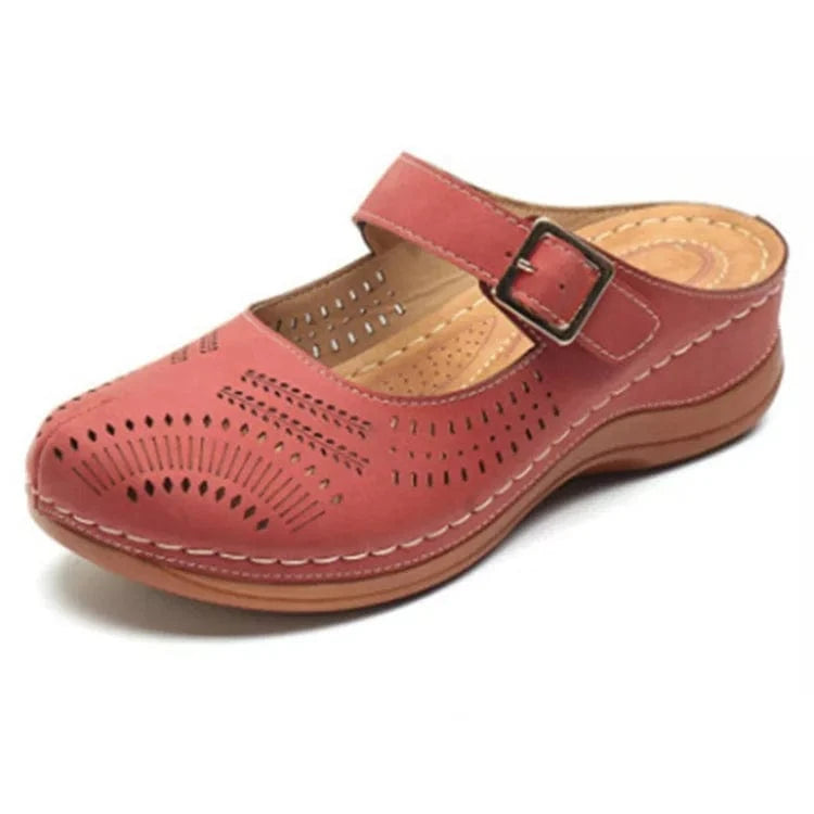 Spring New hole shoes light comfortable retro hollow out car line flat non-slip Breathable Lightweight Casual walking Shoes
