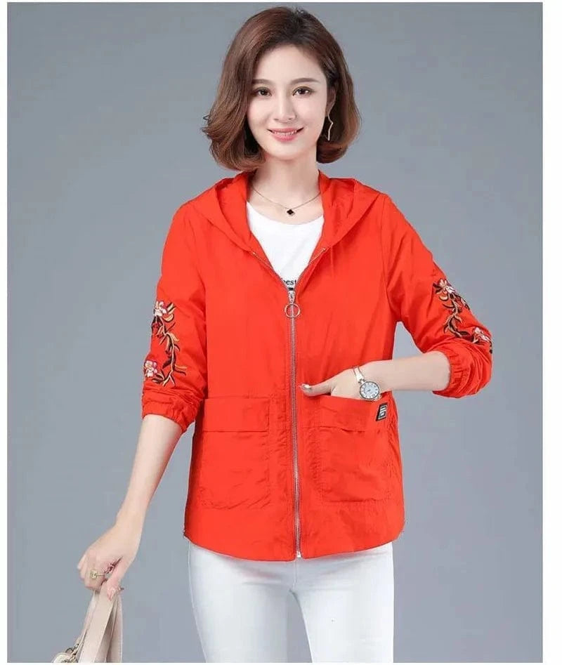 Spring Thin Short Mom Jacket Women 2025 New Breathable Sun Protection Clothing Femme Middle-Aged Mom Summer Sun Protection Shirt