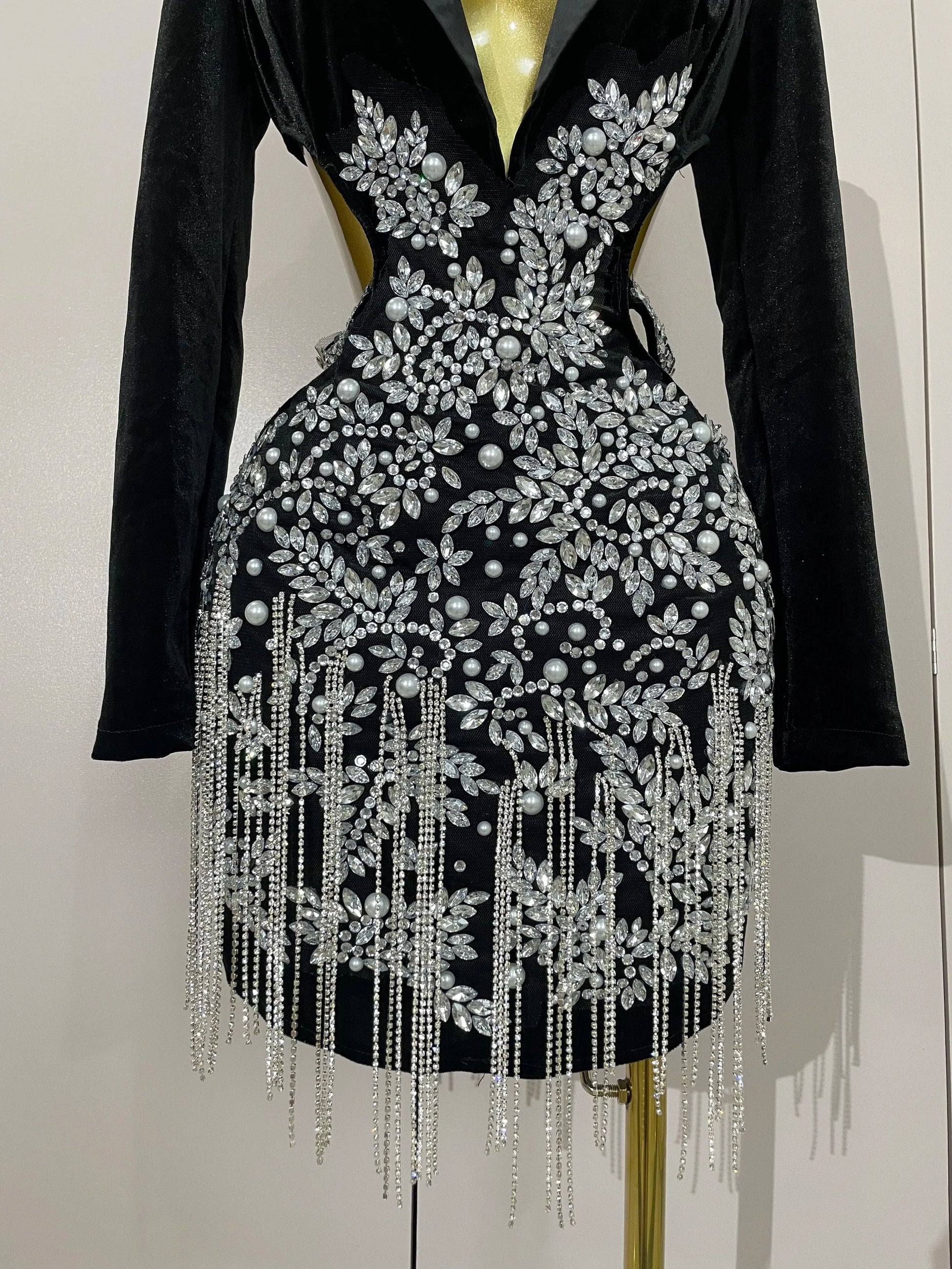 Stock Luxury Diamonds Tassel Sexy Hollow Out Black Mini Dress Woman Evening Celebrate Birthday Party Stage PhotoShoot Costume