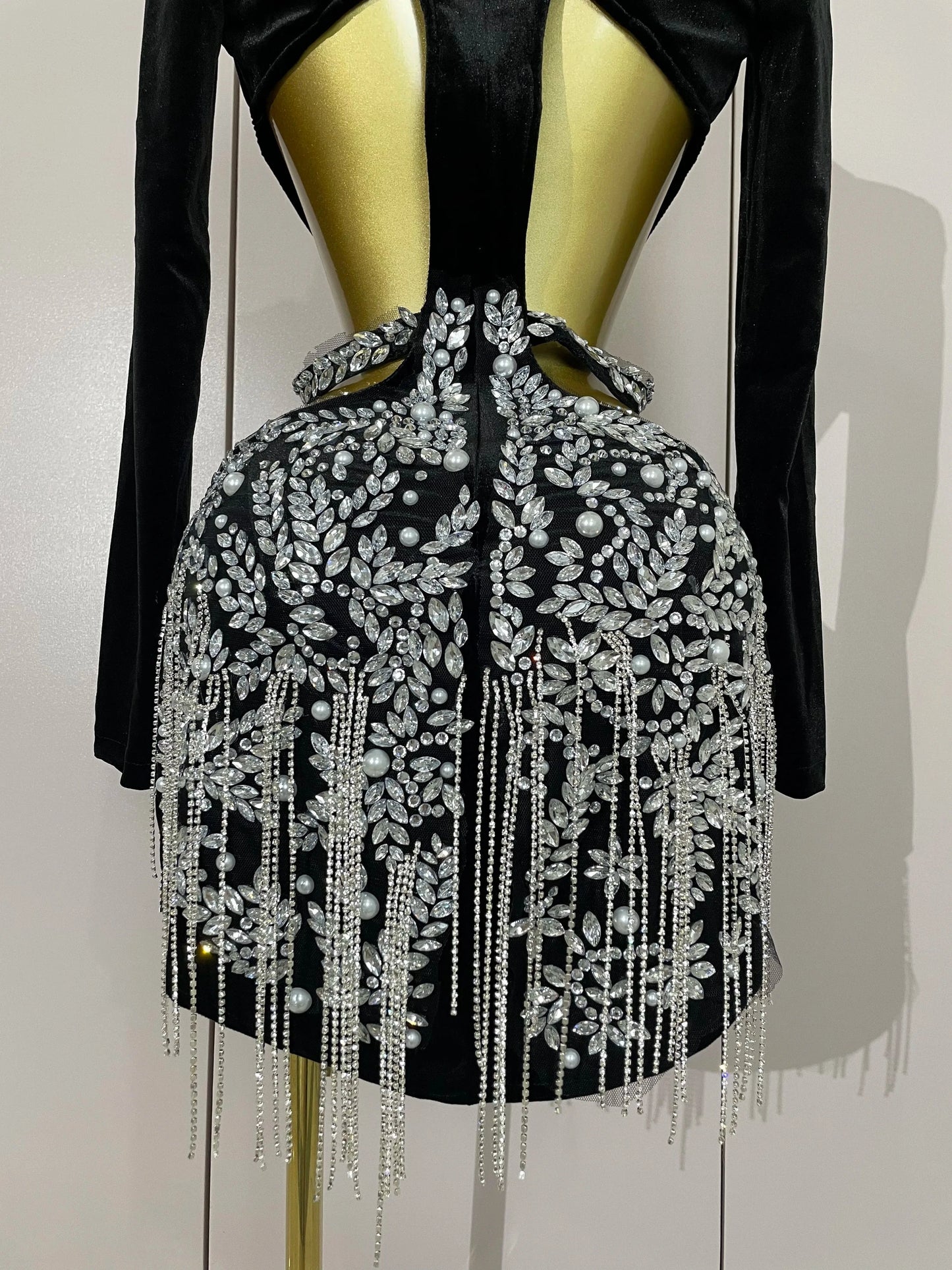 Stock Luxury Diamonds Tassel Sexy Hollow Out Black Mini Dress Woman Evening Celebrate Birthday Party Stage PhotoShoot Costume