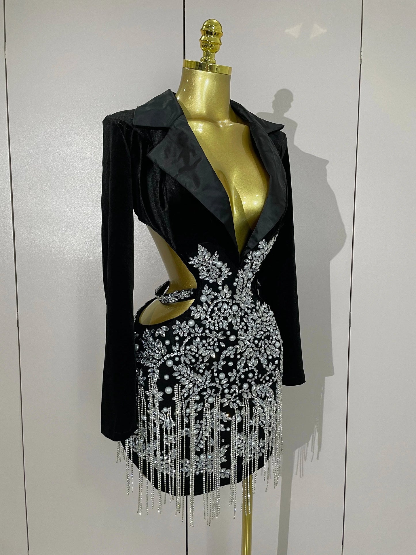 Stock Luxury Diamonds Tassel Sexy Hollow Out Black Mini Dress Woman Evening Celebrate Birthday Party Stage PhotoShoot Costume