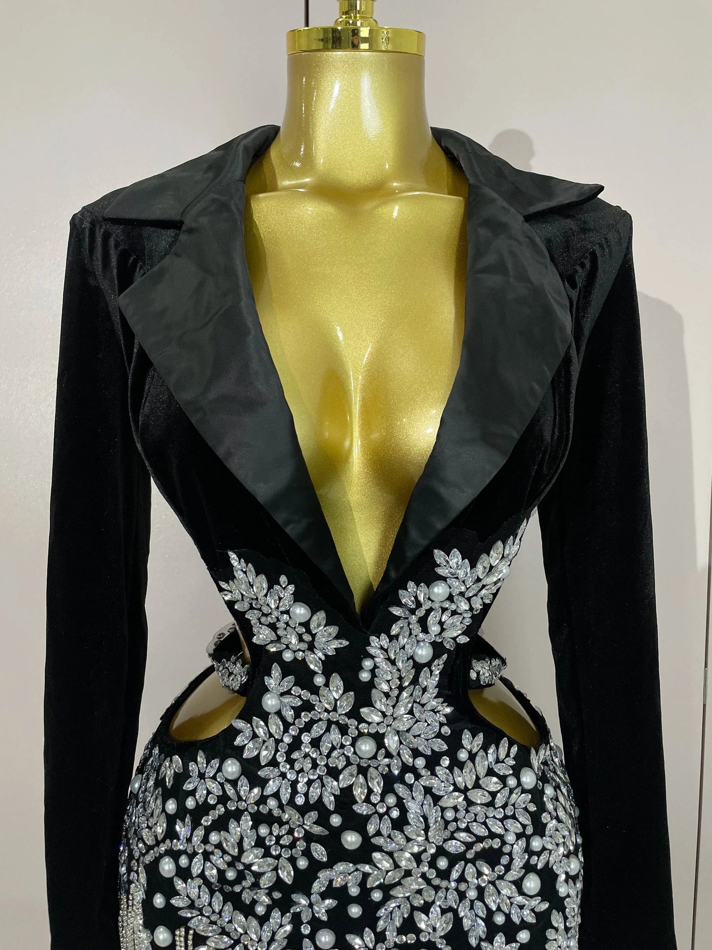 Stock Luxury Diamonds Tassel Sexy Hollow Out Black Mini Dress Woman Evening Celebrate Birthday Party Stage PhotoShoot Costume