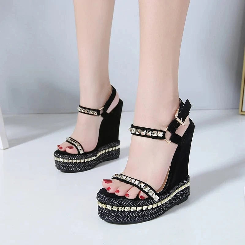 Summer Sexy Open Toe rivet Platform Heel sandals round Toe sexy Ladies shoes high heels sexy girl sandals women summer shoes