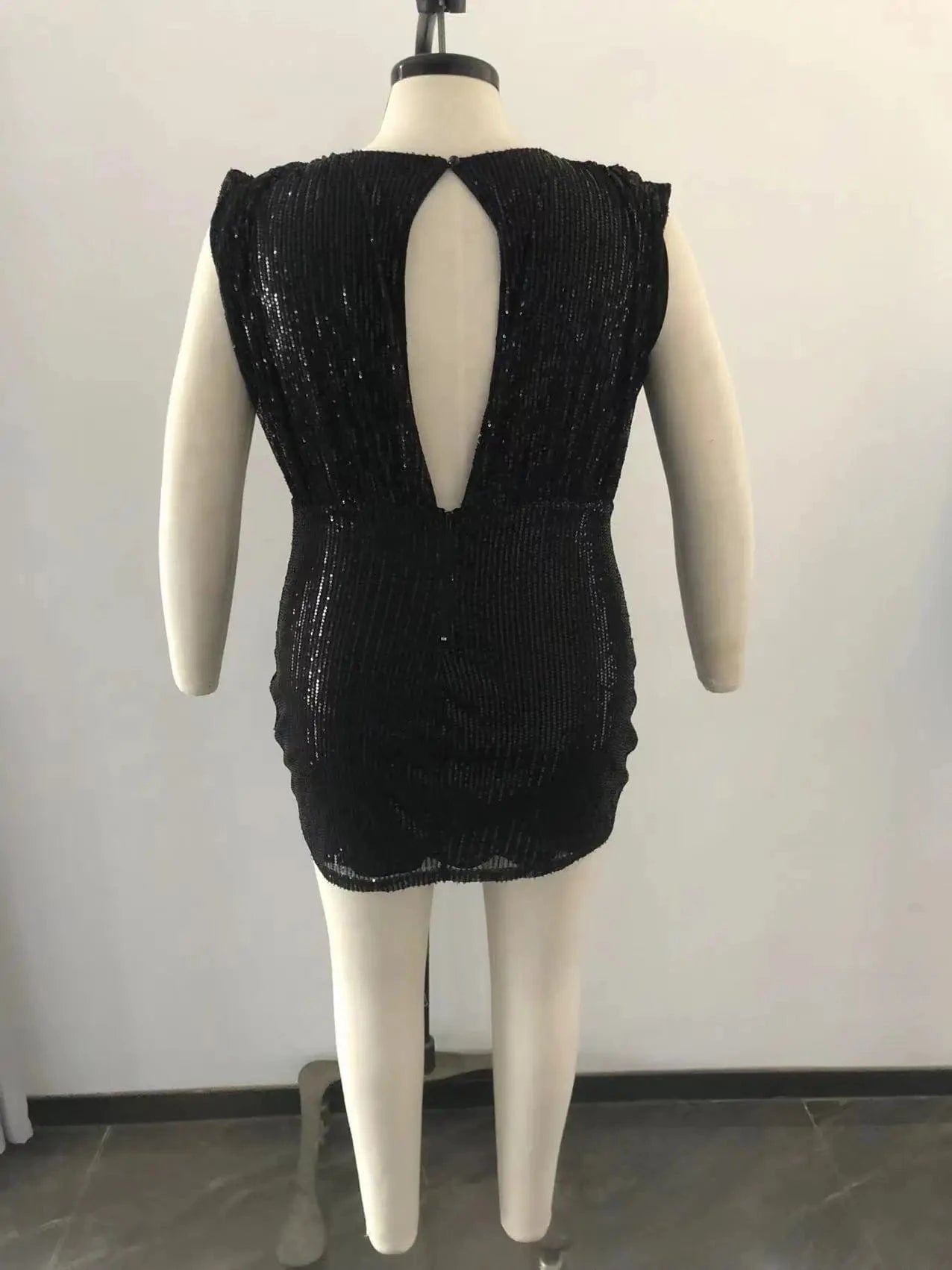Summer Wear Plus Size Sequins Dress for XL-5XL Women Clothing Solid Sexy V-neck Plus Size Women Dress