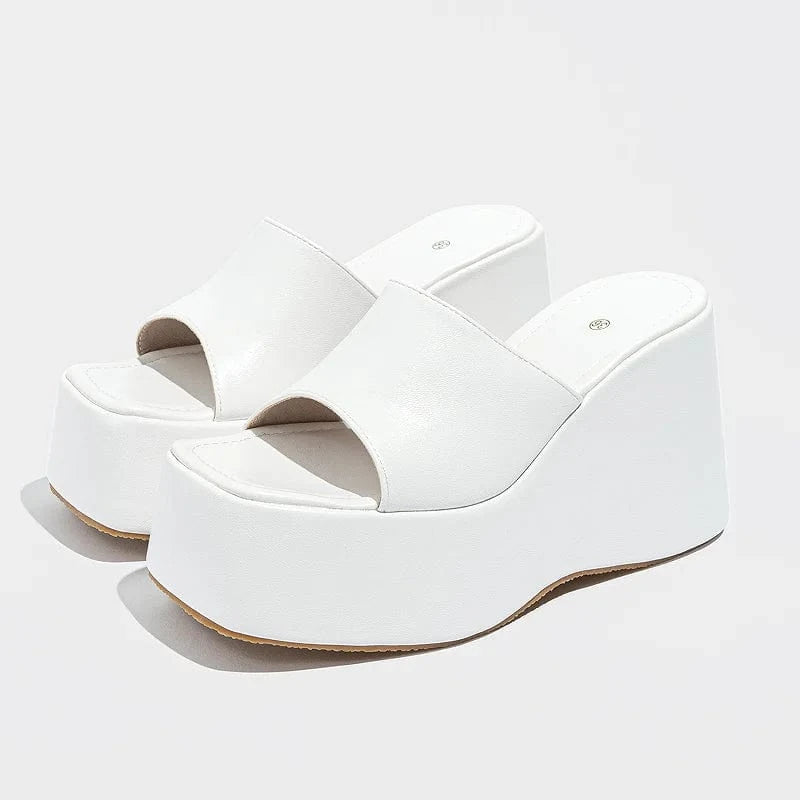 supply Europe and the United States high heel heightening fish mouth runway show outdoor fashion buckle plus size British style