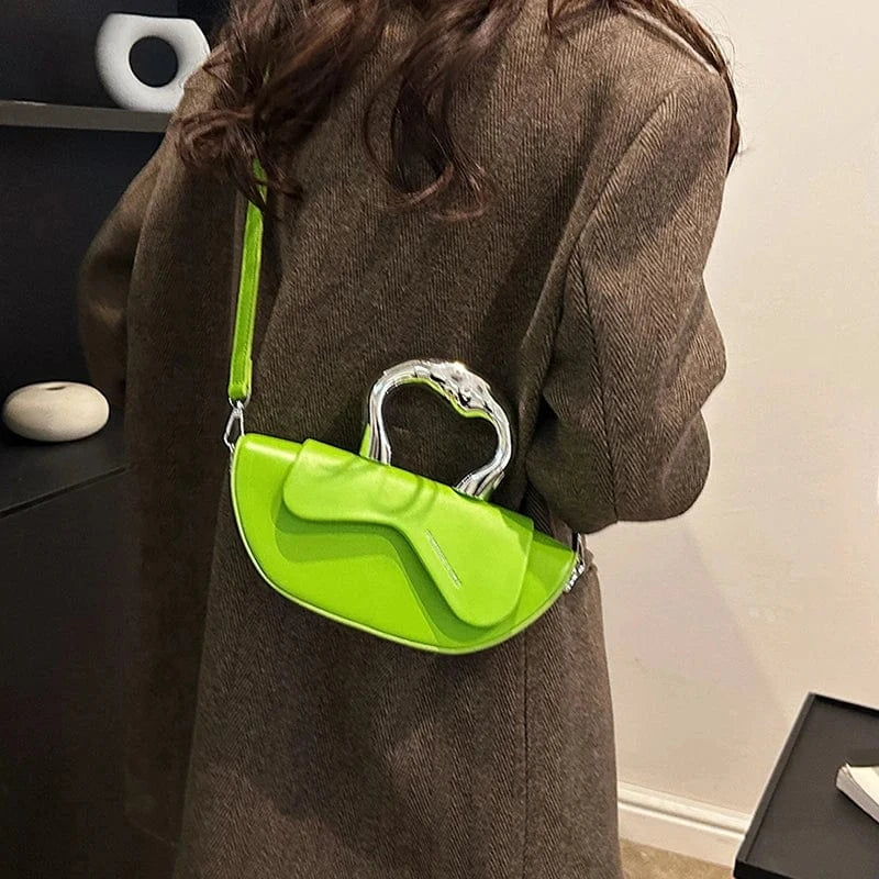 The new hot handbags 2024 Light Lady Fashion Leather Bags Lady Design Purses For Ladies