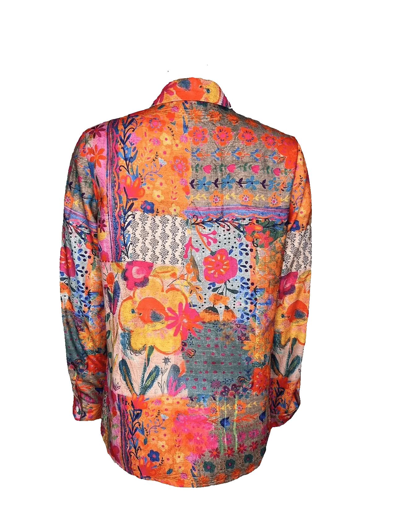 This retro Bohemian-style long-sleeved shirt with colorful floral patterns is fashionable, versatile and eye-catching