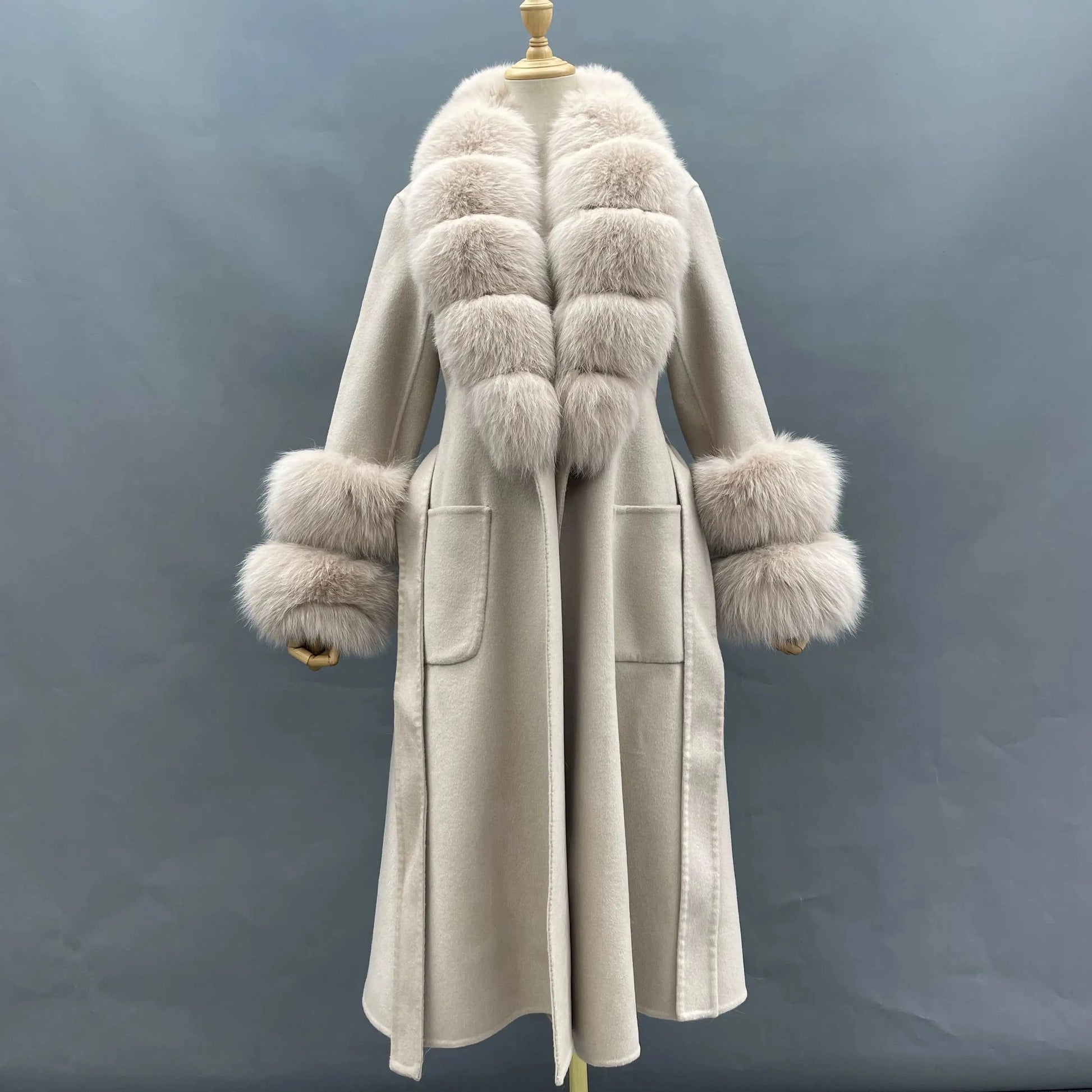 Top Quality Long Cashmere Wool Coat With Fur Collar