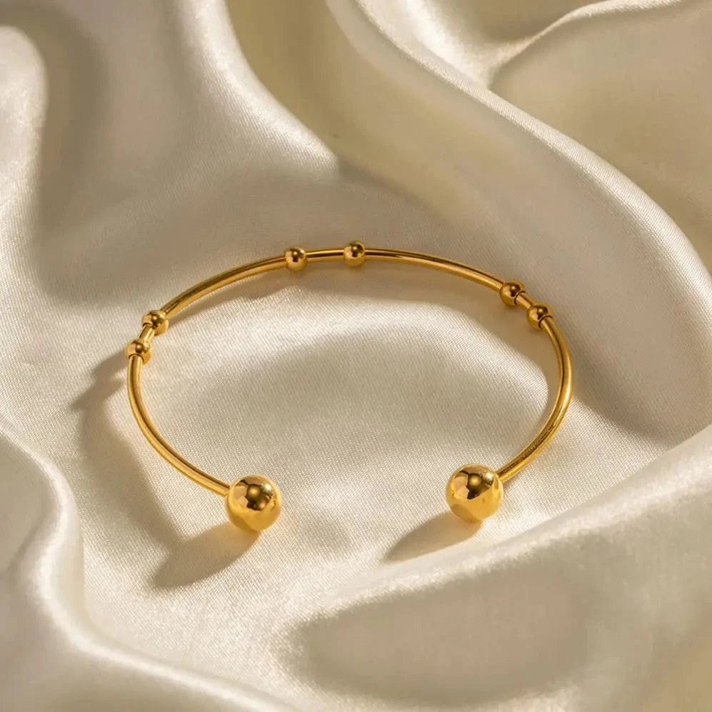 Trend / 6.24cm / BR1000 BR1000 18k Gold Plated Stainless Steel Bracelets Jewelry Waterproof Mulit Round Ball Cuff Bracelet for Women