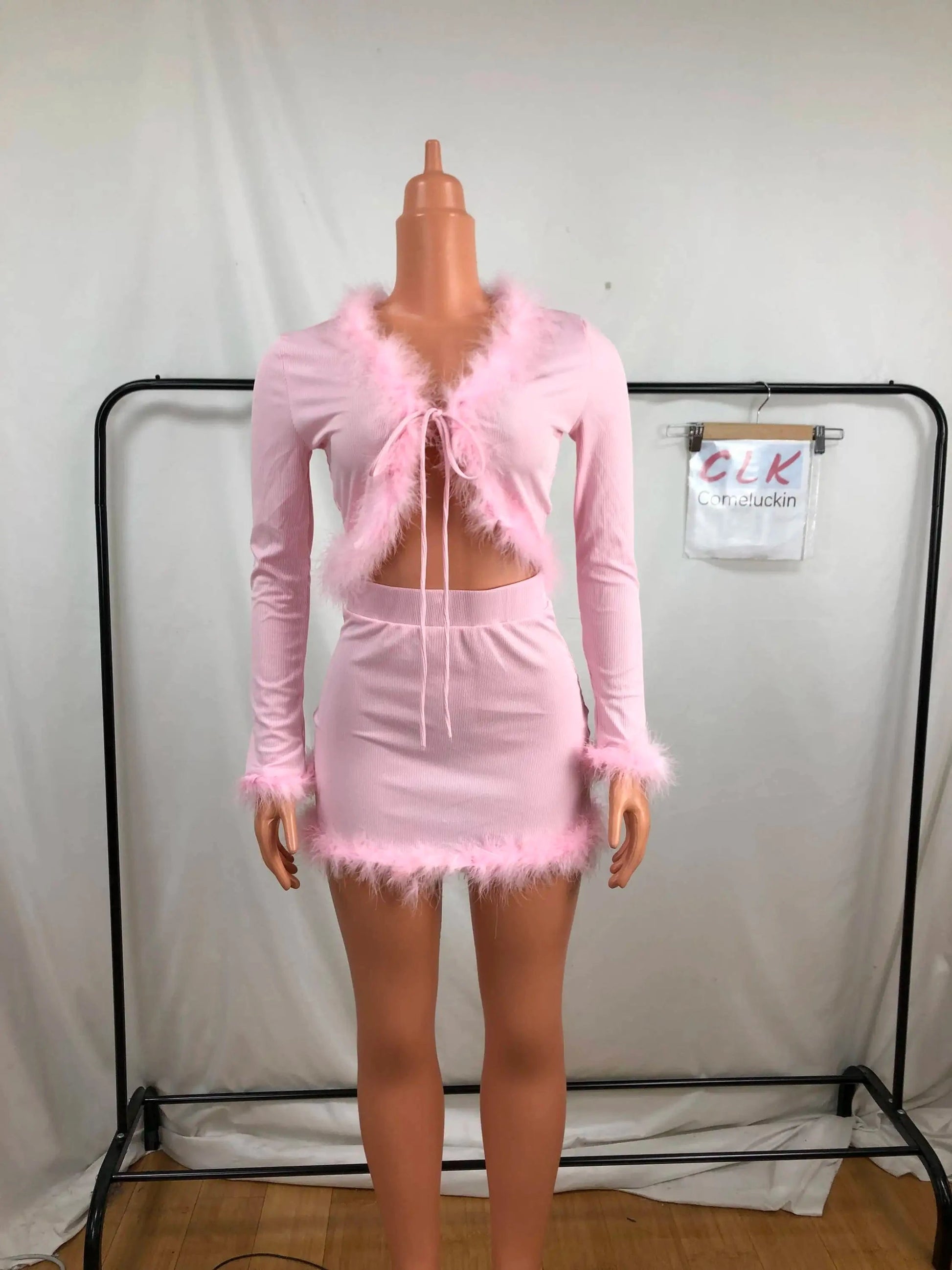 Trending 2024 Fall Clothing Feather Suits Casual Solid Crop Top Up Dress Set Sexy Long Sleeve Women 2 Piece Skirt Set