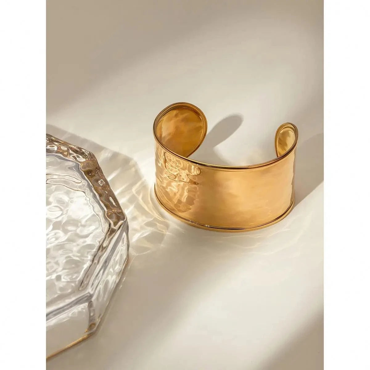 trendy / 6.1cm / BG871 BG871 18K Gold Plated Stainless Steel Wide Hammered Open Bangle Fashion Statement Hypoallergenic Jewelry