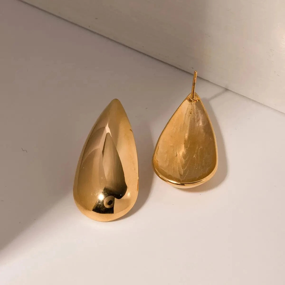 trendy / E1896 E1896 Jewelry 18K Gold Plated Tear Drop Punk Earrings Stainless Steel Hollow Waterdrop Stud Earring
