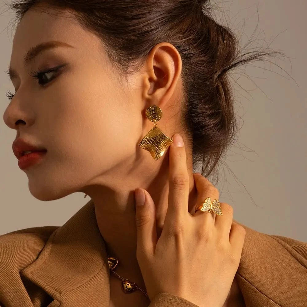 TRENDY / E1982 E1982 Design Exaggerated Texture Earrings 18K Pvd Gold Plated Stainless Steel Earring Bump Lava Irregular Drop Earring