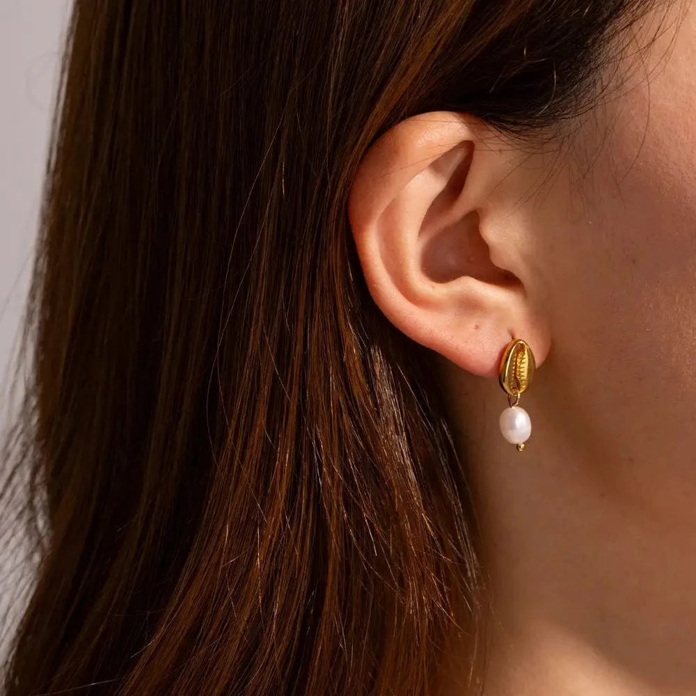 TRENDY / E2113 E2113 18k Stainless Steel Gold Plated Freshwater Pearl Pendant Earring Delicate Shell Design Drop Earring