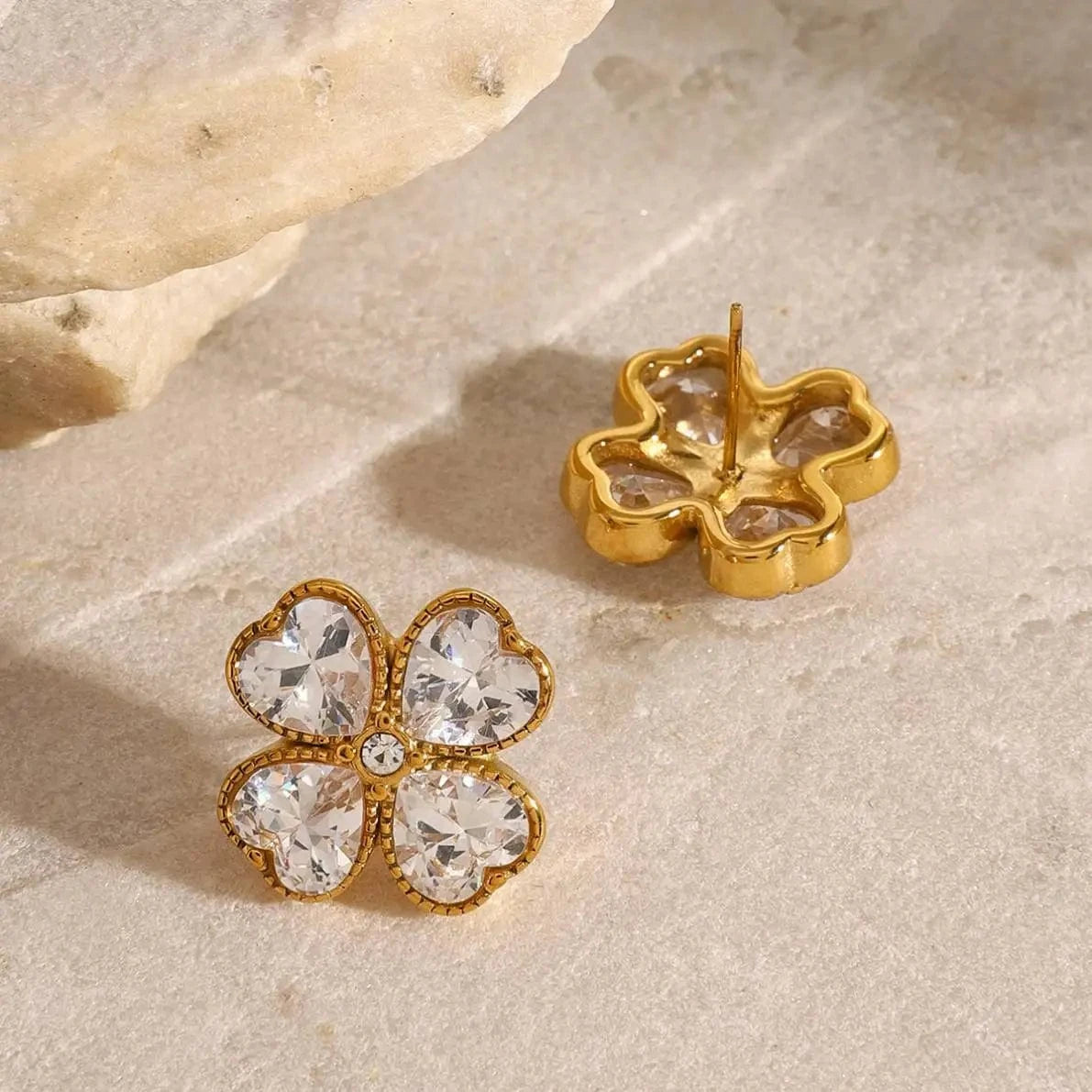 trendy / E2446 E2446 Designer Jewelry Stainless Steel Gold Plated Earrings Women White Zircon Four-leaf Clover Heart Earrings
