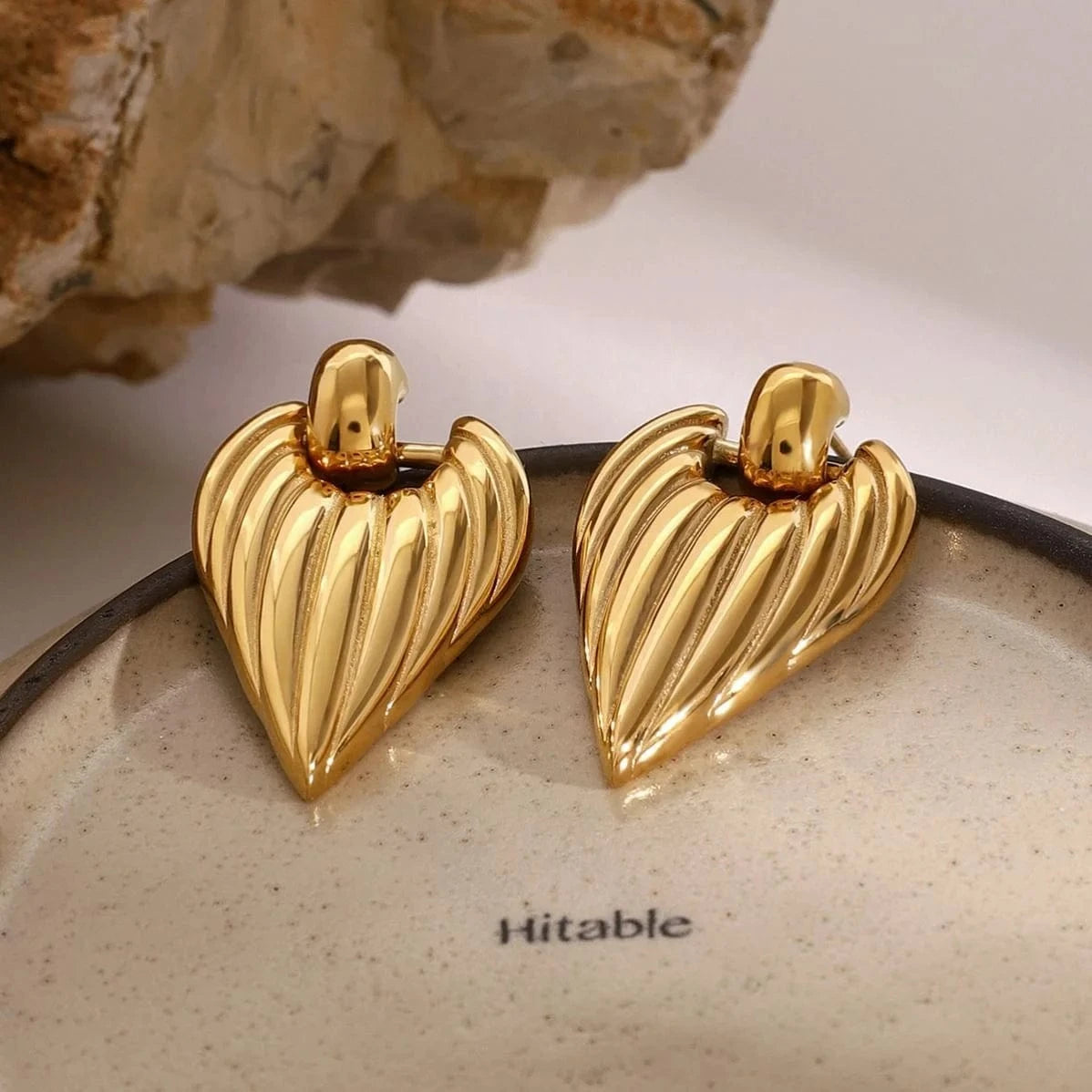 trendy / E2502 E2502 Designer Jewelry 18K Gold Stainless Steel Earrings Women Heart Geometric Textured Hoop Earrings