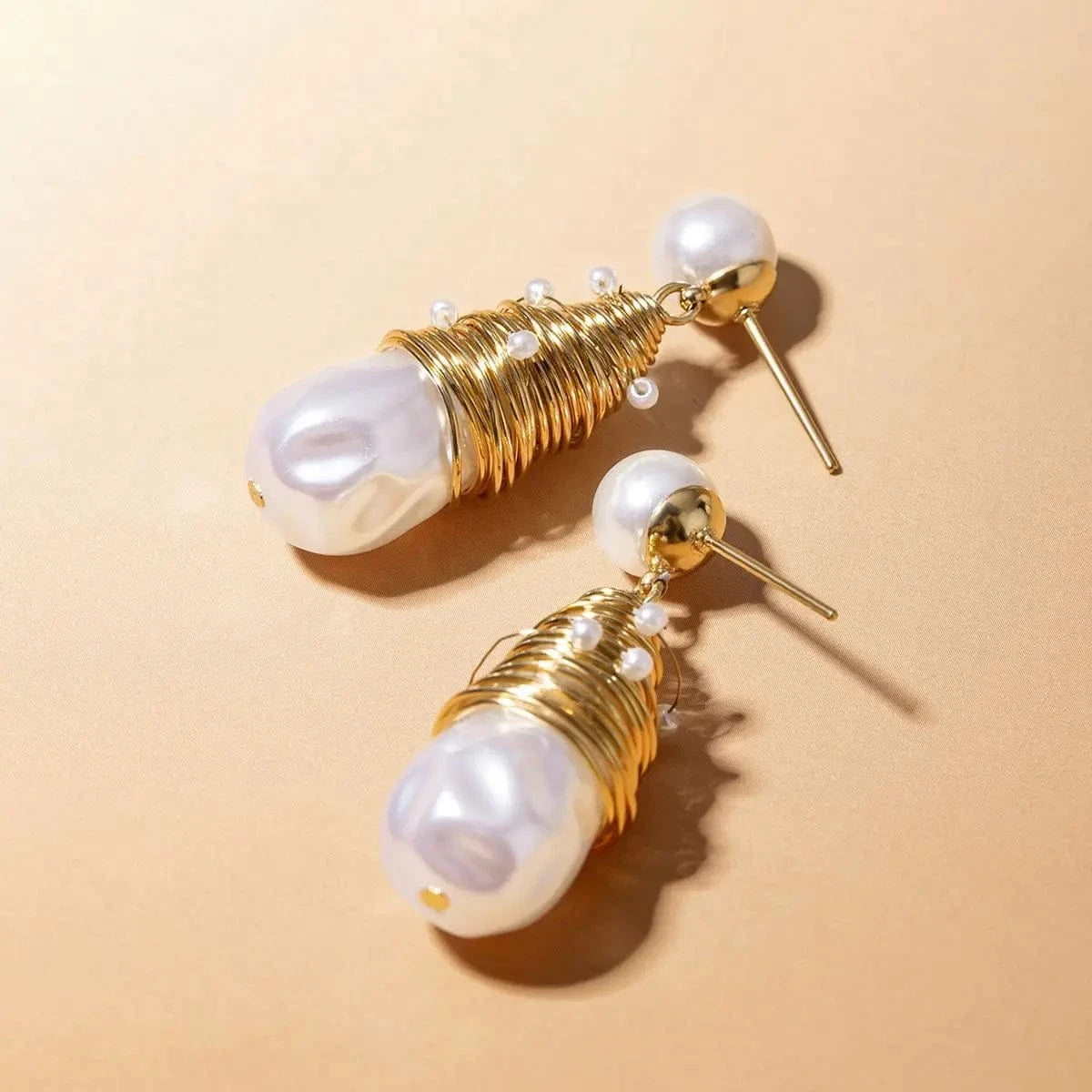 TRENDY / E2672 E2672 18K Gold Plated Stainless Steel Fashion Wrapped Pearl Earrings