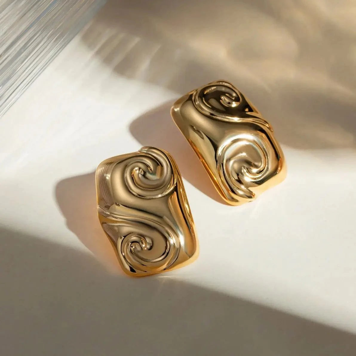 Trendy / E2673 E2673 Design 18K PVD Gold Steel High Polished Wave Texture Spiral Rectangle Shaped Earrings For Women
