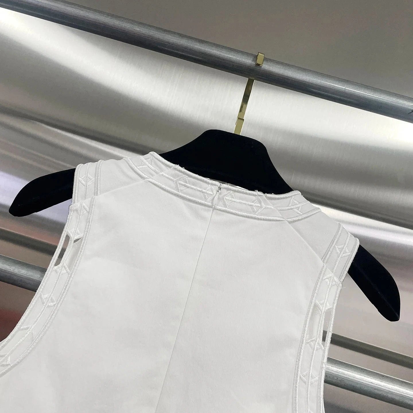 VGH Casual Two Piece Sets for Women O Neck Sleeveless Vest Hollow Out High Wasit Holiday Style Wide Leg Trousers Suit Female New