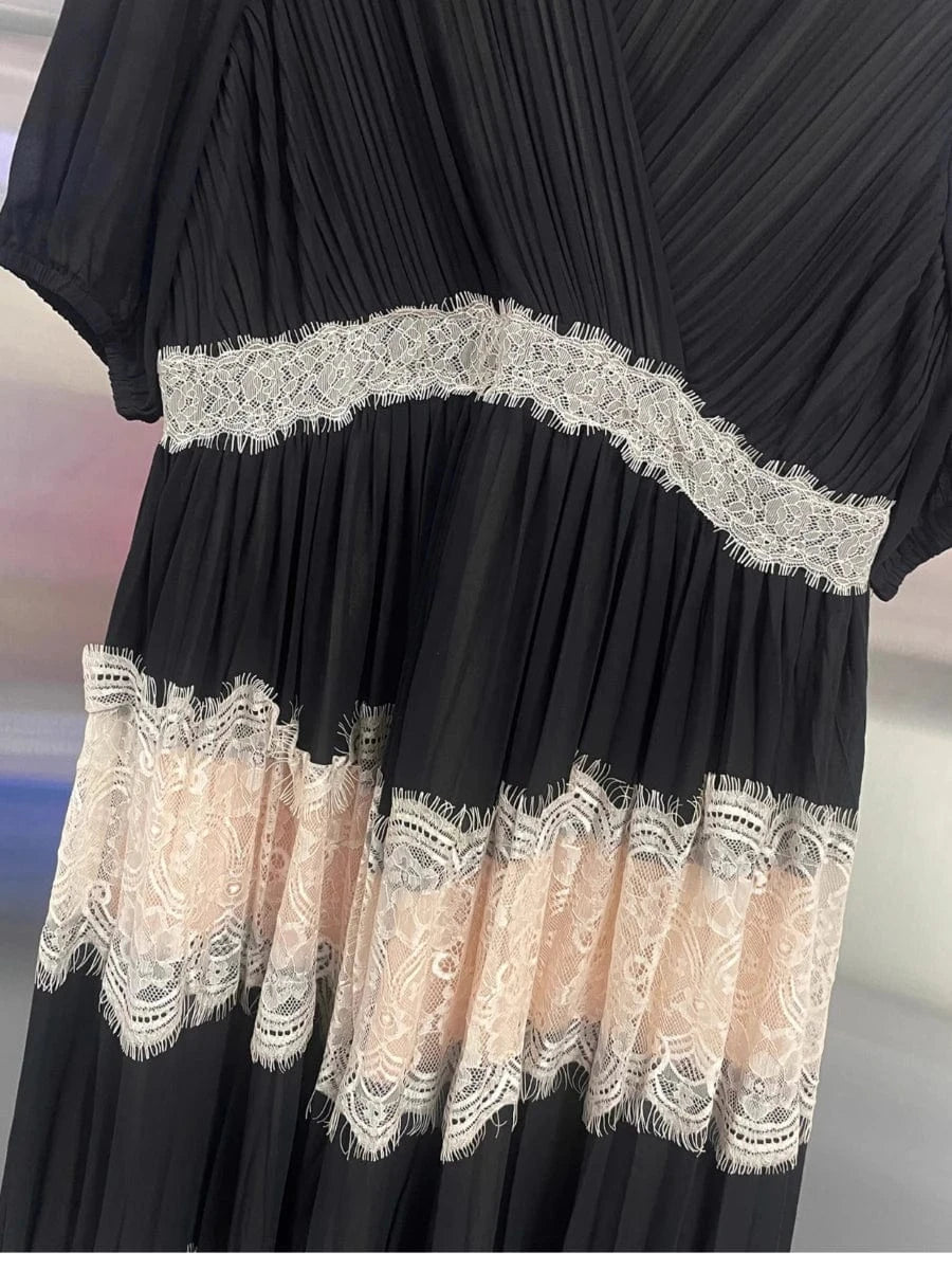 VGH Hit Color Eleagnt Spliced Lace Dress for Women V Neck Short Sleeve High Waist French Retro Style Evening Long Dress Female