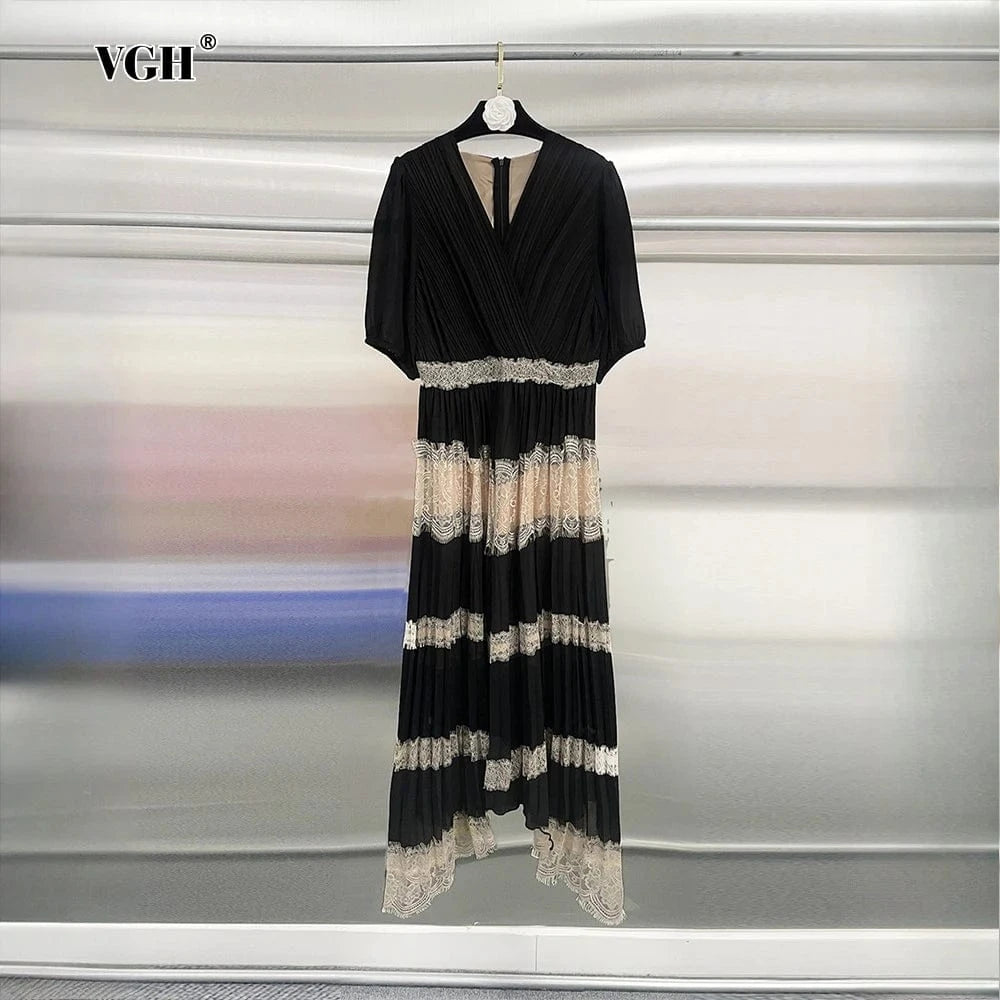 VGH Hit Color Eleagnt Spliced Lace Dress for Women V Neck Short Sleeve High Waist French Retro Style Evening Long Dress Female