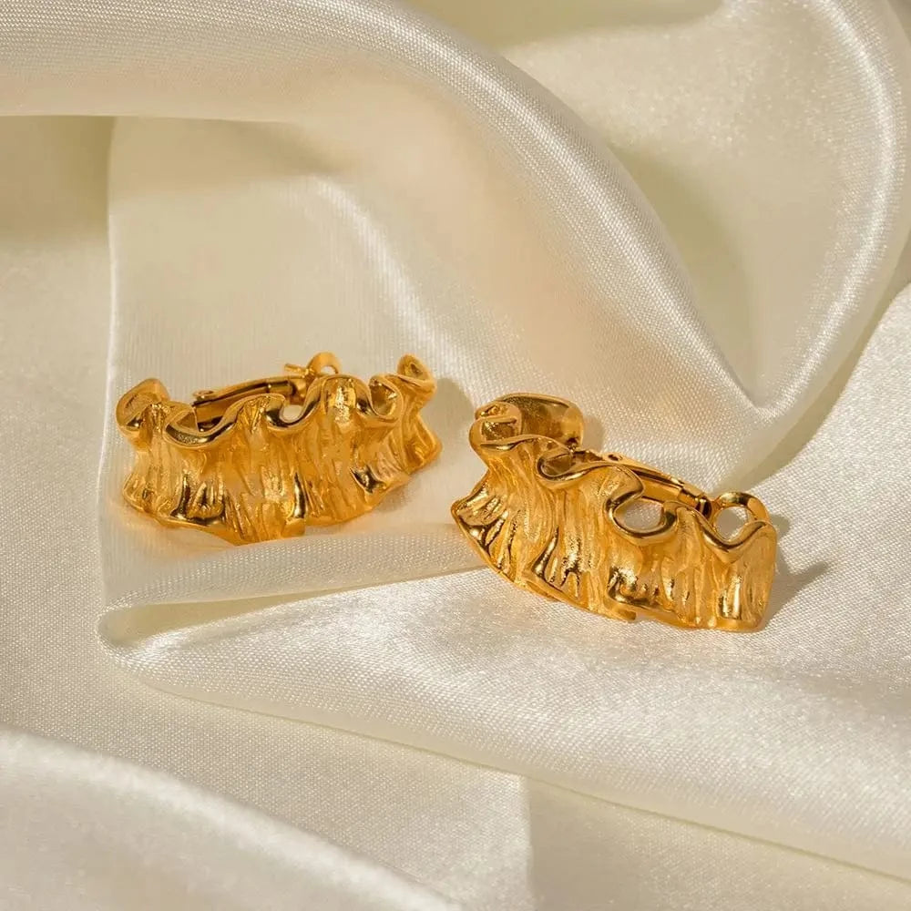 vintage / E2136 E2136 New Trend Wide Surface Twist Wavy Earrings Stainless Steel Irregular Lava CC Hoop Earring for Women