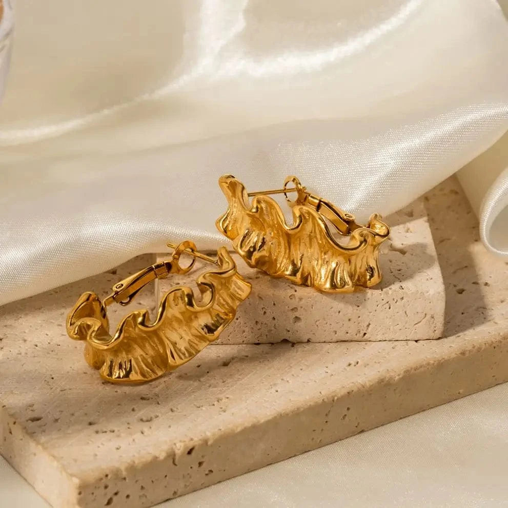 vintage / E2136 E2136 New Trend Wide Surface Twist Wavy Earrings Stainless Steel Irregular Lava CC Hoop Earring for Women