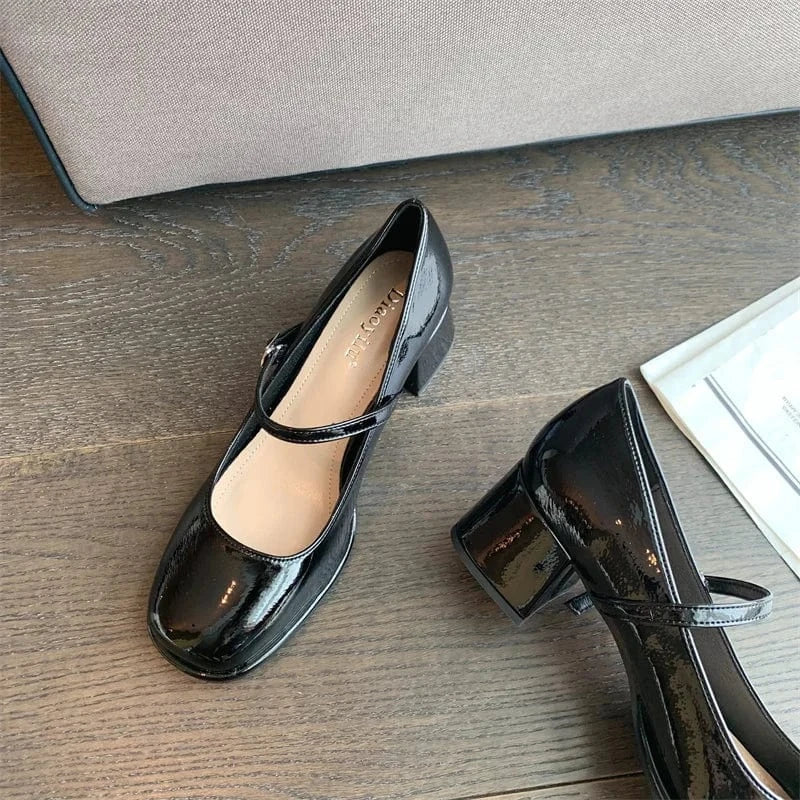 Vintage Thick Mary Jane Shoes Women 2022 Patent Leather Woman Round Toe Pumps Mujer Chunky Ladies Heels