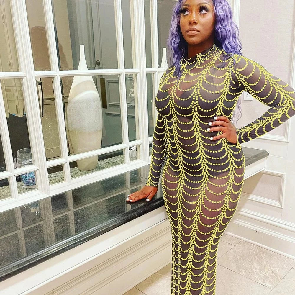 VK2230 African Plus Size Bodycon Women Dress Sexy Transparent Beading Long Sleeve O-Neck Shiny Dress