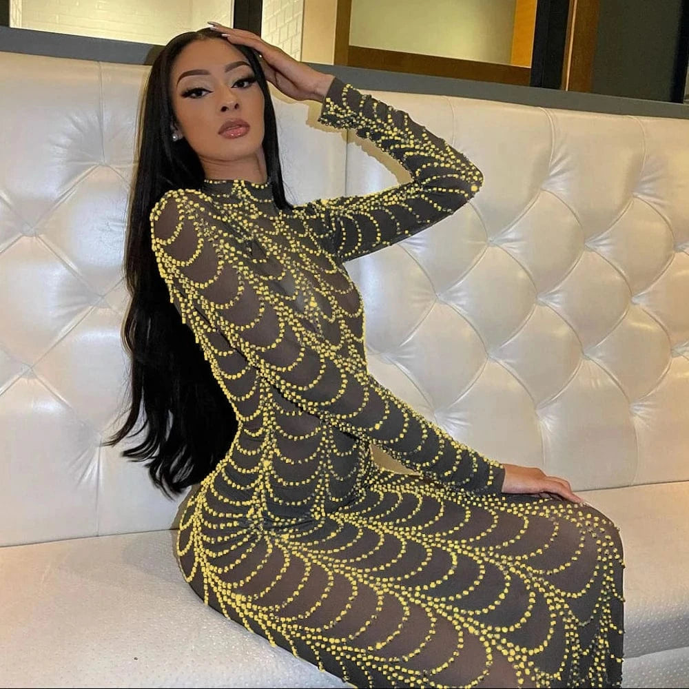 VK2230 African Plus Size Bodycon Women Dress Sexy Transparent Beading Long Sleeve O-Neck Shiny Dress