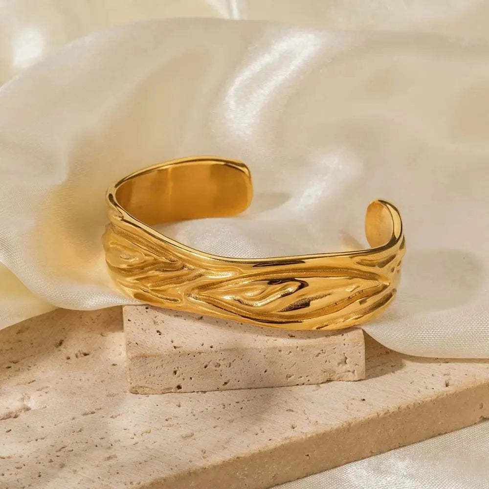 Waterproof / Picture / BG899 BG899 Waterproof 18k Gold Plated Stainless Steel Jewelry Party Gift Wide Opening Texture Bangles for Women