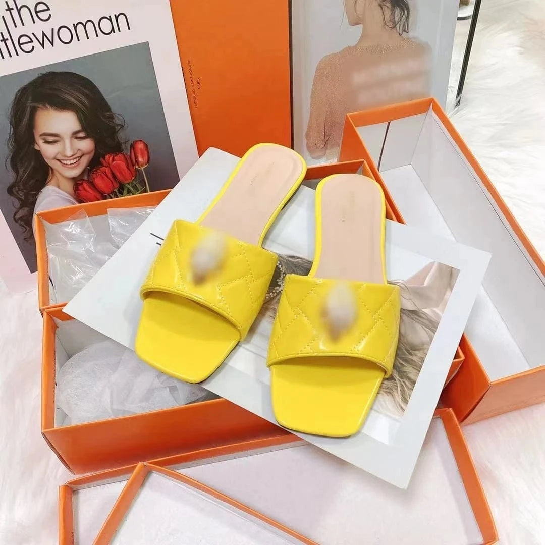 Wholesale designer brand sandal fashion ladies flat sandals summer black PU leather slippers for women 2024