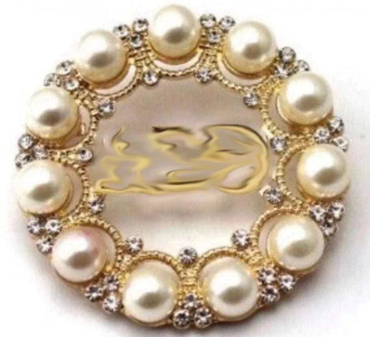 Wholesale Fashion Greek White Pearl Rotundity Delta Sorority Metal Brooch Pin Women Sorority Rhinestones Lapel Pin Jewelry Gift
