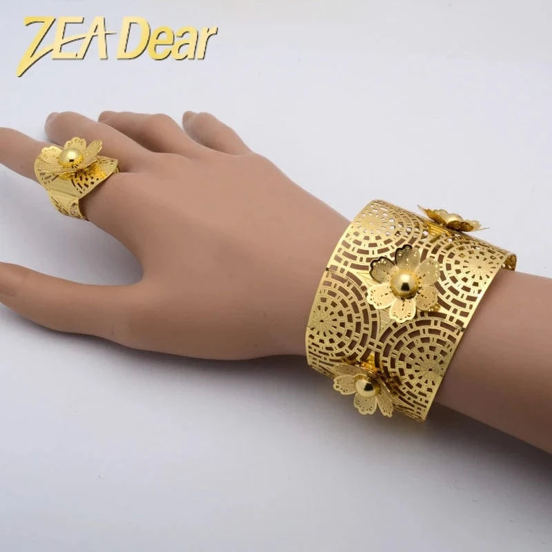 Wholesale Luxury Sets Hawaiian Indian Wedding Designers Charms For Bangles Bracelet Bangle And Ring Gold Plated